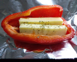 Foto del paso 1 de la receta: Morrones con queso y huevo al horno