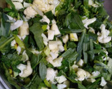 Foto del paso 1 de la receta: Revuelto de brócoli, coliflor, collejas