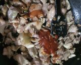 A picture of step 4 of Chicken loaded fries.