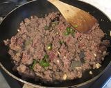 Une image de l'étape 5 de Bœuf épicé aux poivrons verts et tomates.