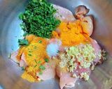 Foto del paso 1 de la receta: Filetes de pechuga de pollo al limón y curry amarillo hingú