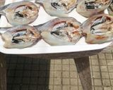 Foto langkah ke 4 dari resep Membuat Ikan Kering Sendiri: Simpel Rasa Nampol.