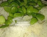 Foto langkah ke 4 dari resep Nasi Petai Herbal.