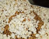 Foto langkah ke 4 dari resep Caramel Popcorn.