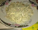 A picture of step 12 of Spaghetti with Chicken and Cream.