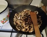 Gombapaprikás recept fázis 1 fotója