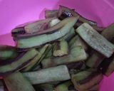 Foto langkah ke 1 dari resep Terong kecap pedas panggang teflon.