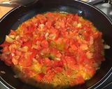 Une image de l'étape 5 de Mijoté de pleurotes aux tomates et oignon de roscoff.