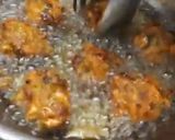 A picture of step 2 of Mushrooms fritters (bhajiya).