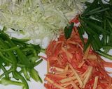 A picture of step 2 of Cheesy spring rolls.