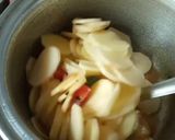 A picture of step 4 of Alu ki Katli (less oil).
