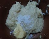Foto langkah ke 4 dari resep Sosis dan Keju Soft Sourdough Bread.