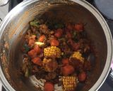 A picture of step 4 of Mild vegetable curry.