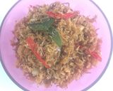 Foto langkah ke 4 dari resep Tumis Rebon / Ikan Sabu.