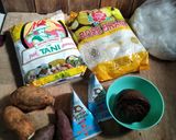 Foto langkah ke 1 dari resep Cenil Ubi Lapis.