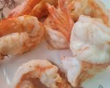 รูปขั้นตอนการทำที่ 3 ของ กุ้งราดซอสพริกไทยกระเทียม