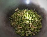 Foto langkah ke 4 dari resep Tumis Bunga Pepaya (Ga Pake Pahit).