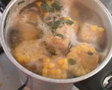 Foto del paso 2 de la receta: Sopa económica de choclo y pollo para dieta (3 ingredientes)