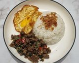 Foto langkah ke 6 dari resep Pad Kra Pao.