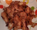 Foto del paso 6 de la receta: Calamar encebollado con guarnición de plátano frito