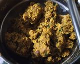 A picture of step 4 of Dahi Lukhmi.