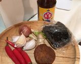 Foto langkah ke 2 dari resep Ikan goreng saus asam pedas.