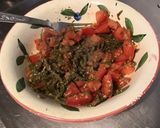 Une image de l'étape 6 de Pavés de saumon aux tomates, salicornes, échalotes et estragon.