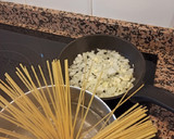 Foto del paso 1 de la receta: Espaguetis con salchichas