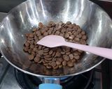 Foto langkah ke 6 dari resep Rice Crispy Brownies.
