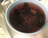 Une image de l'étape 3 de Tarte aux prunes et raisins à l'hibiscus.