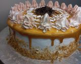 A picture of step 6 of Caramel crunch cake 🎂🎂🎂.