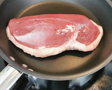 Foto del paso 2 de la receta: Magret de Pato con Foie, sobre Mermelada de Higos