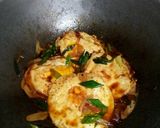 Foto langkah ke 4 dari resep Telor ceplok bumbu kecap.