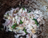 முருங்கைக் கீரை பொரியல் ☘️ ரெசிபி ஸ்டேப் 2 புகைப்படம்
