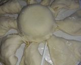 A picture of step 3 of Baked Puff Pastry stuffed Schezwan Noodles.