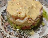 Foto del paso 5 de la receta: Tartar de aguacate y langostinos cocidos