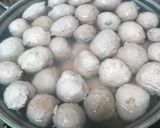 Foto langkah ke 6 dari resep Bakso Sapi Kenyal Mantul.