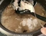 Gambar langkah 5 resipi Bubur lambuk.