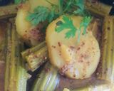 A picture of step 7 of Drumstick mustard gravy.