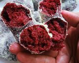 Gambar langkah 11 resipi Donat Red Velvet Susu.