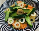 蒜香小黃瓜炒竹輪的食譜步驟3照片