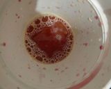 A picture of step 2 of Orange pomegranate juice.