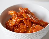 Foto langkah ke 7 dari resep Crispy Mushroom with honey korean sauce.
