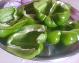 सिमला मिरची भाजी रेसिपी स्टेप 1 फोटो 
