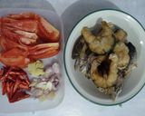 Foto langkah ke 1 dari resep Ikan alu2 masak tomat.