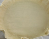 Foto del paso 4 de la receta: Quiche de ajos tiernos con bacon y queso de cabra