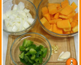 Foto del paso 4 de la receta: Merluza en salsa de calabaza y curry
