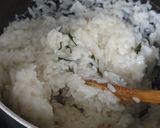 Foto langkah ke 2 dari resep Lemper Isi Abon sederhana.