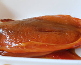 Foto del paso 2 de la receta: Ensalada de pimientos asados con bacalao. Esgarraet