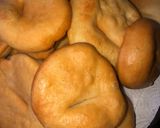 Foto del paso 2 de la receta: Torta frita con levadura👌👌